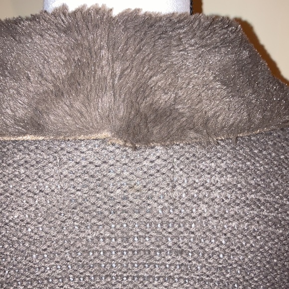 Anthropologie Front Faux Fur Open Cardigan - Picture 5 of 11